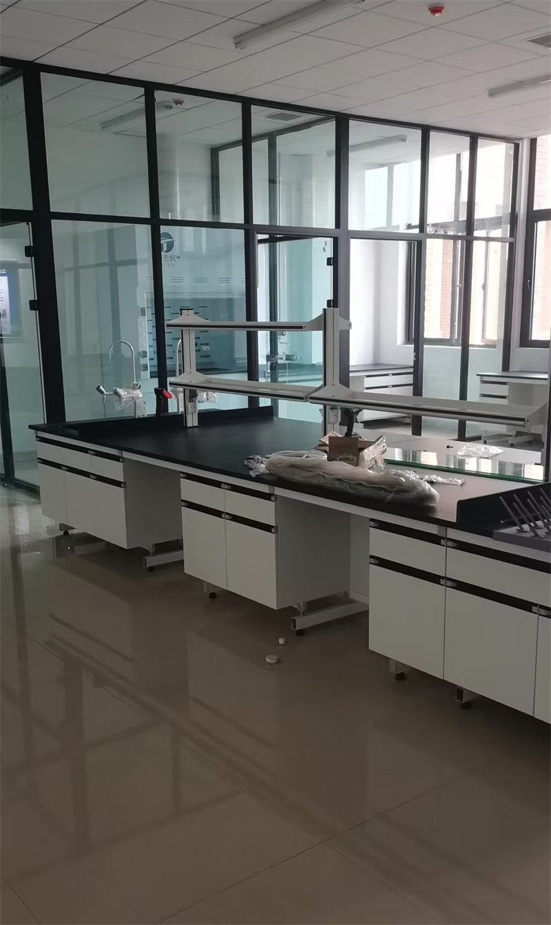 客户案例之三门峡实验室装修